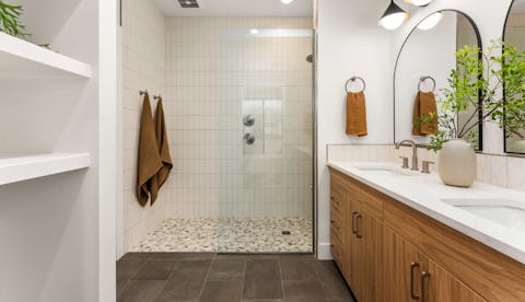 Victoria Commons primary bathroom towards shower.